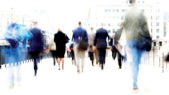 06+people+walking+away